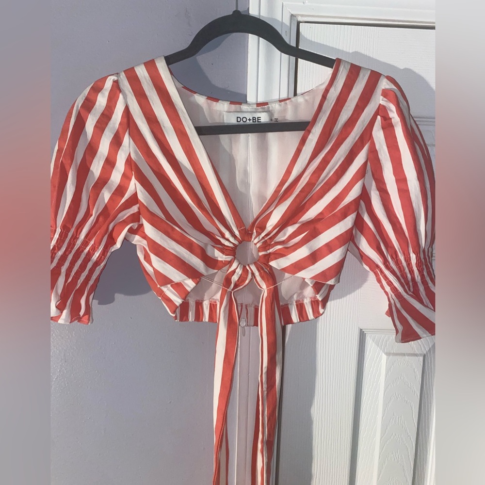 DO+BE top, size small, new with no tag